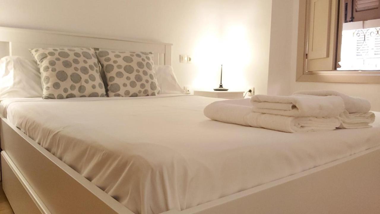 Del Parque Flats Mitjana Apartment
